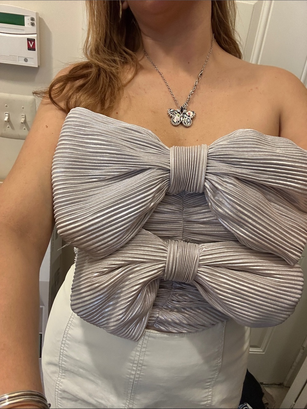 Anthropologie Pleated Double-Bow Strapless Top in Light Taupe new no tags